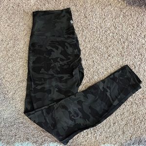 lululemon Align™ High-Rise Pant 28"- womens size 6, camo dark olive